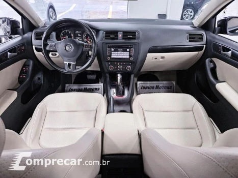 JETTA 2.0 COMFORTLINE FLEX 4P AUT