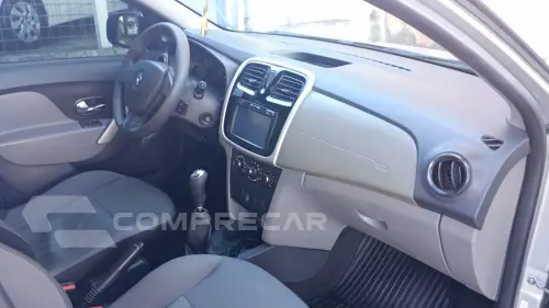 LOGAN 1.0 12V SCE Expression