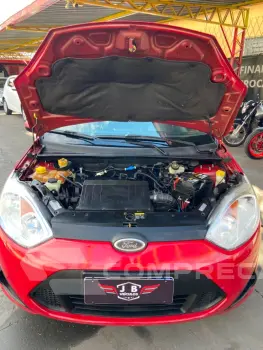 FIESTA 1.6 MPI Class Hatch 8V