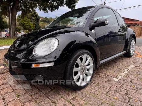 Volkswagen New Beetle 2.0 Mi Mec./Aut. 4 portas