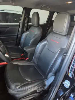 RENEGADE 2.0 16V Turbo Trailhawk 4X4