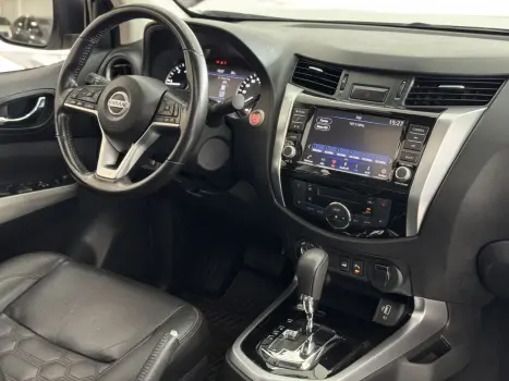 Frontier 2.3 16V PLATINUM CABINE DUPLA 4X4 BI-TURBO DIESEL A