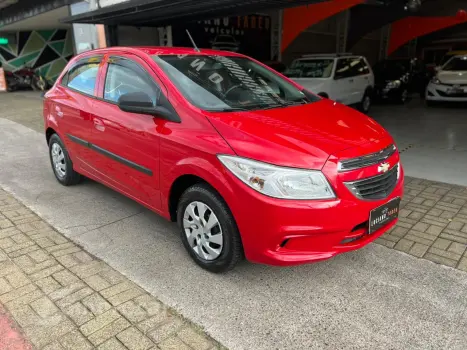 CHEVROLET ONIX 1.0 LT 4 portas