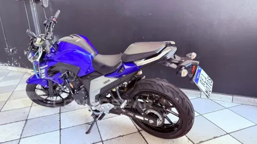 FZ25 ABS