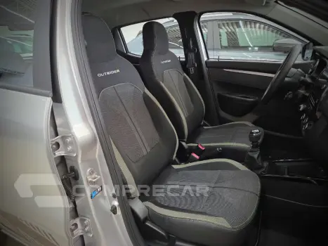 KWID ICONIC 1.0 FLEX 12V 5P MEC