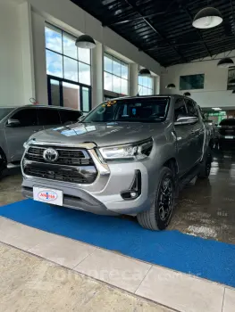 Toyota Hilux CD SRX 4x4 2.8 TDI 16V Diesel Aut. 4 portas