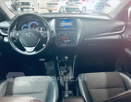 YARIS 1.5 16V Sedan XS Connect