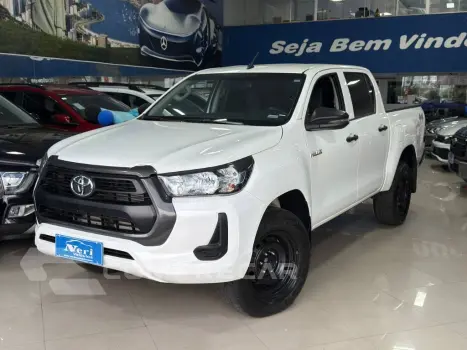 Toyota Hilux CD 4x4 2.8 Diesel Mec. 4 portas