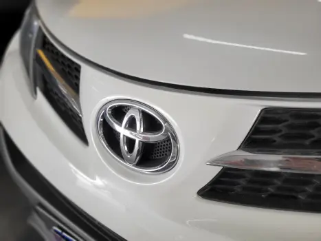 RAV4 2.0 4x2 16V Aut.