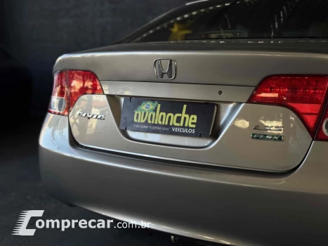 CIVIC 1.8 LXS 16V FLEX 4P AUTOMÁTICO