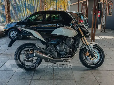 CB 600F Hornet