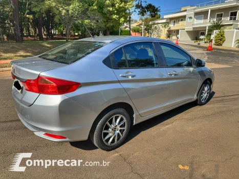 CITY 1.5 DX Sedan 16V