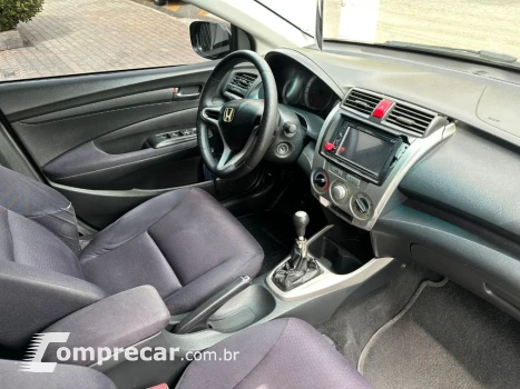 CITY Sedan DX 1.5 Flex 16V Mec.