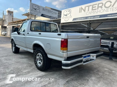 F-1000 2.5 XLT 4X2 CS 8V Turbo