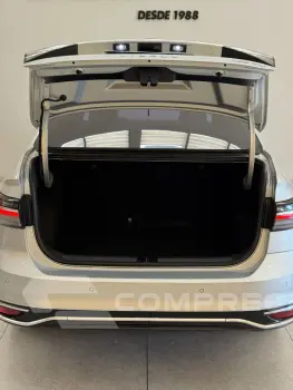 Virtus 1.0 4P 200 TSI FLEX HIGHLINE AUTOMÁTICO