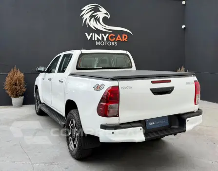 Hilux CD 4x4 2.8 Diesel Mec.