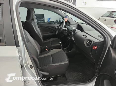 Etios Hatch 1.5 16V 4P FLEX XS