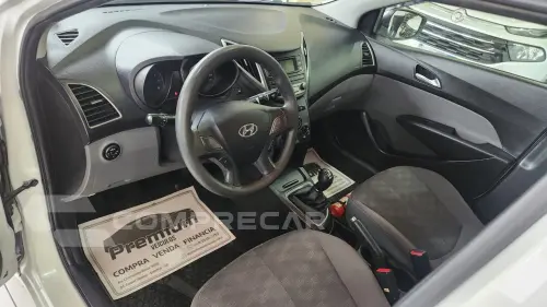 HB20 1.6 Comfort Plus 16V manual