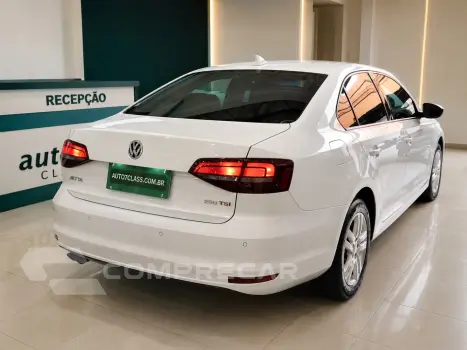 JETTA 1.4 16V TSI COMFORTLINE GASOLINA 4P TIPTRONIC