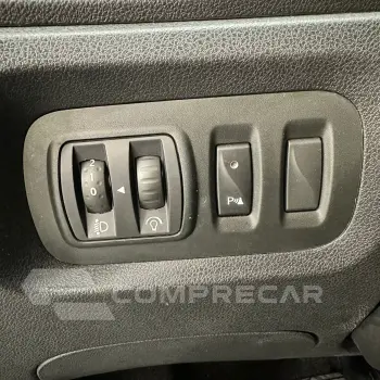 CAPTUR Zen 1.6 16V Flex 5p Aut.