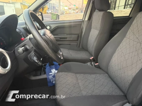 EcoSport XLT 2.0/ 2.0 Flex 16V 5p Mec.