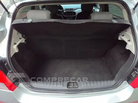 ONIX HATCH LS 1.0 8V FlexPower 5p Mec.