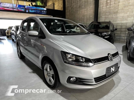 Volkswagen FOX 1.6 MI ROCK IN RIO 8V FLEX 4P MANUAL 4 portas