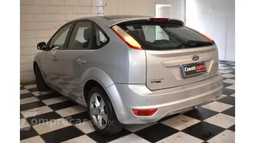 FOCUS HATCH - 1.6 GLX 16V 4P MANUAL