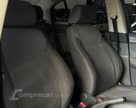 Polo Sedan 1.6 Mi Total Flex 8V 4p