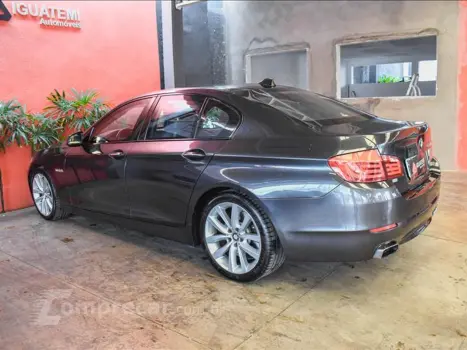 550i 4.4 SEDAN V8 32V GASOLINA 4P AUTOMÁTICO