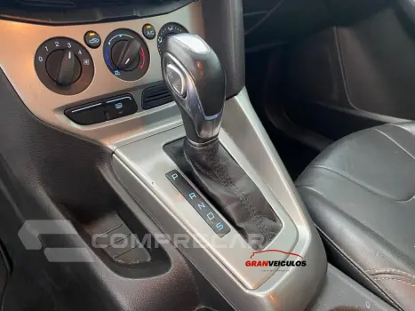 FOCUS 1.6 SE 16V FLEX 4P POWERSHIFT