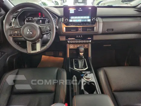 Triton  2.4 KATANA BITURBO DIESEL CABINE DUPLA 4X4 AUTOMÁTIC