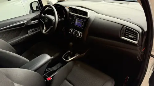 FIT LX 1.5 AUTOMÁTICO