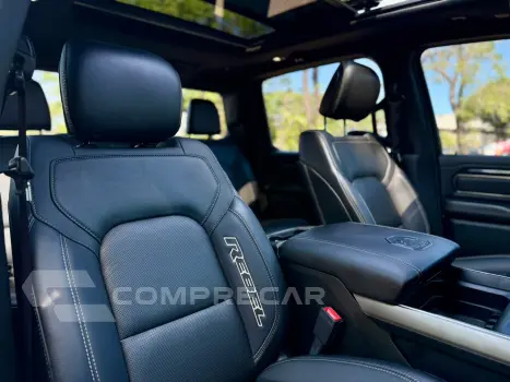 RAM 5.7 V8 1500 Rebel CD 4X4