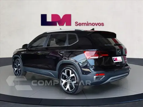 TAOS 1.4 250 TSI TOTAL FLEX HIGHLINE AUTOMÁTICO