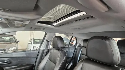 CHEV TRACKER MIDNIGHT