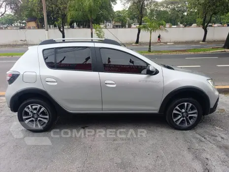 SANDERO 1.6 16V SCE Stepway Iconic