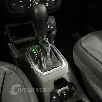 Renegade Limited 1.8 4x2 Flex 16V Aut.