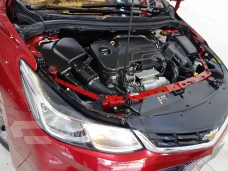 CRUZE HATCH - 1.4 TURBO SPORT6 LT 16V 4P AUTOMÁTICO