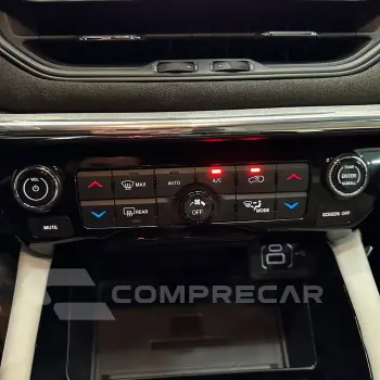 Commander Overland T270 1.3 TB Flex Aut.