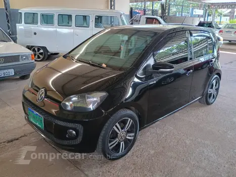 Volkswagen UP TSI 4 portas
