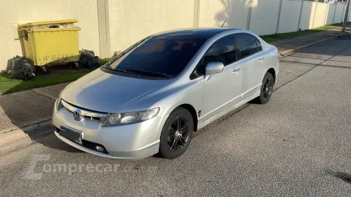 Honda CIVIC 1.8 EXS 16V 4 portas