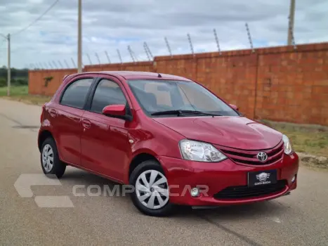 ETIOS 1.5 XS 16V FLEX 4P MANUAL