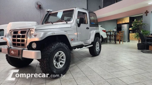 T-4 4x4 3.0 TB Int. Cap. Rígida Diesel