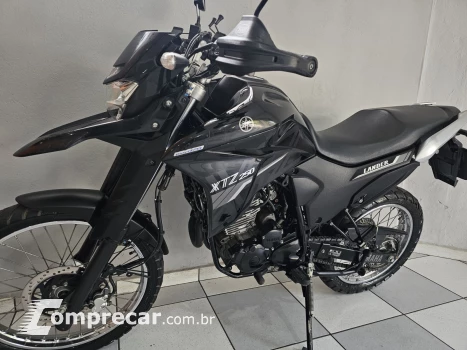 XTZ 250 LANDER