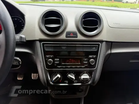 SAVEIRO 1.6 CROSS CE 8V FLEX 2P MANUAL