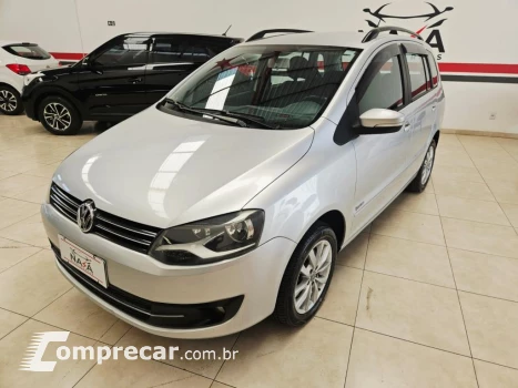 Volkswagen SPACEFOX 1.6 MI Trend 8V 4 portas