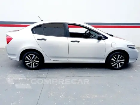 CITY Sedan DX 1.5 Flex 16V Mec.