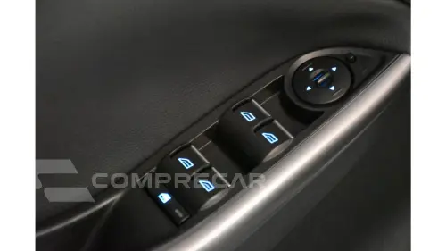 FOCUS SEDAN - 2.0 SE 16V 4P POWERSHIFT