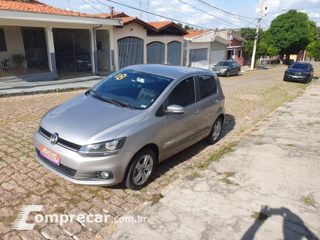 Volkswagen FOX 1.6 MSI Comfortline 8V 4 portas
